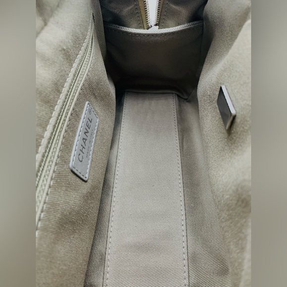 Chanel Deauville Bowling Bag - Picture 4 of 8